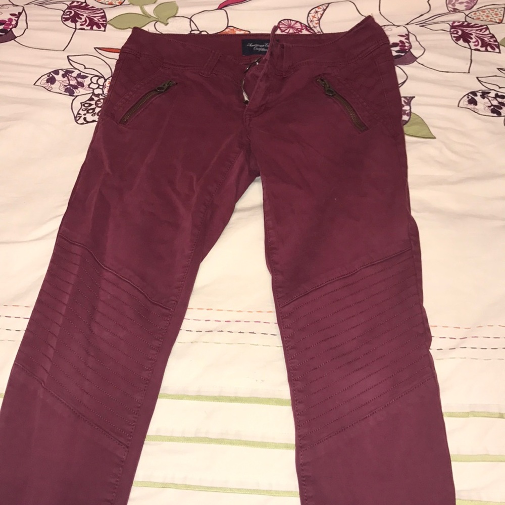 Burgundy American eagle moto skinny jeans